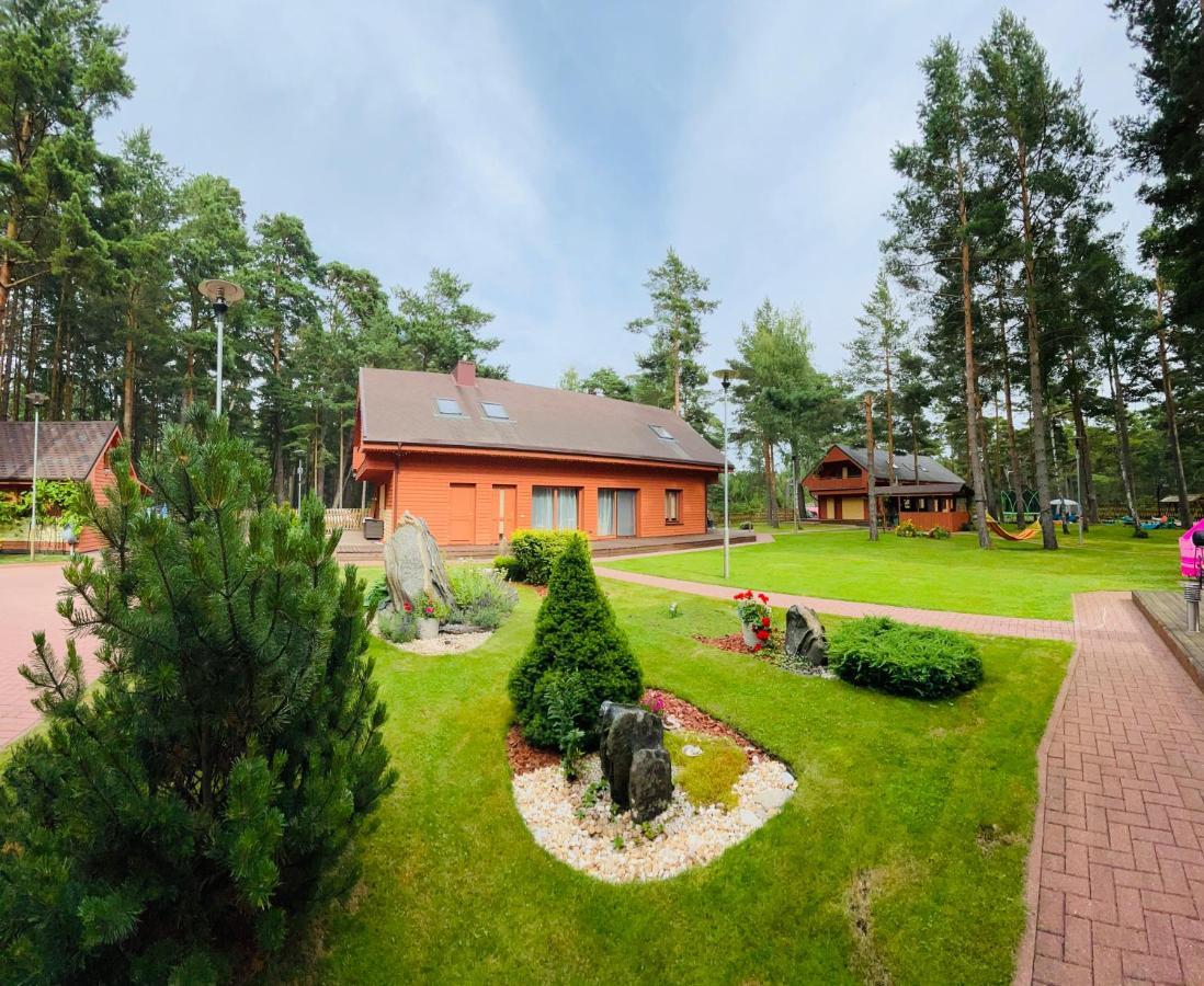 Salkoni Apartment Папе Екстериор снимка