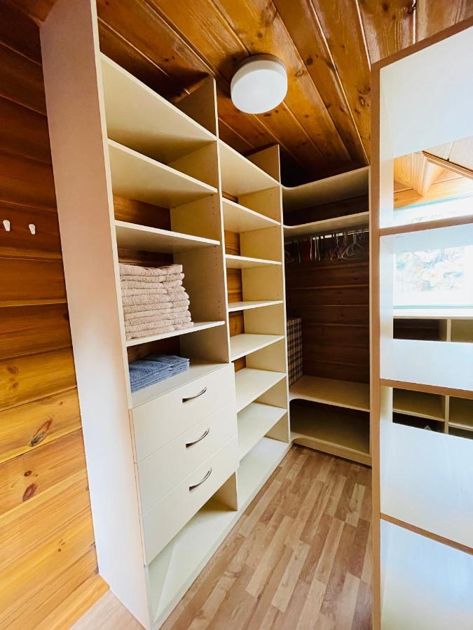 Salkoni Apartment Папе Екстериор снимка