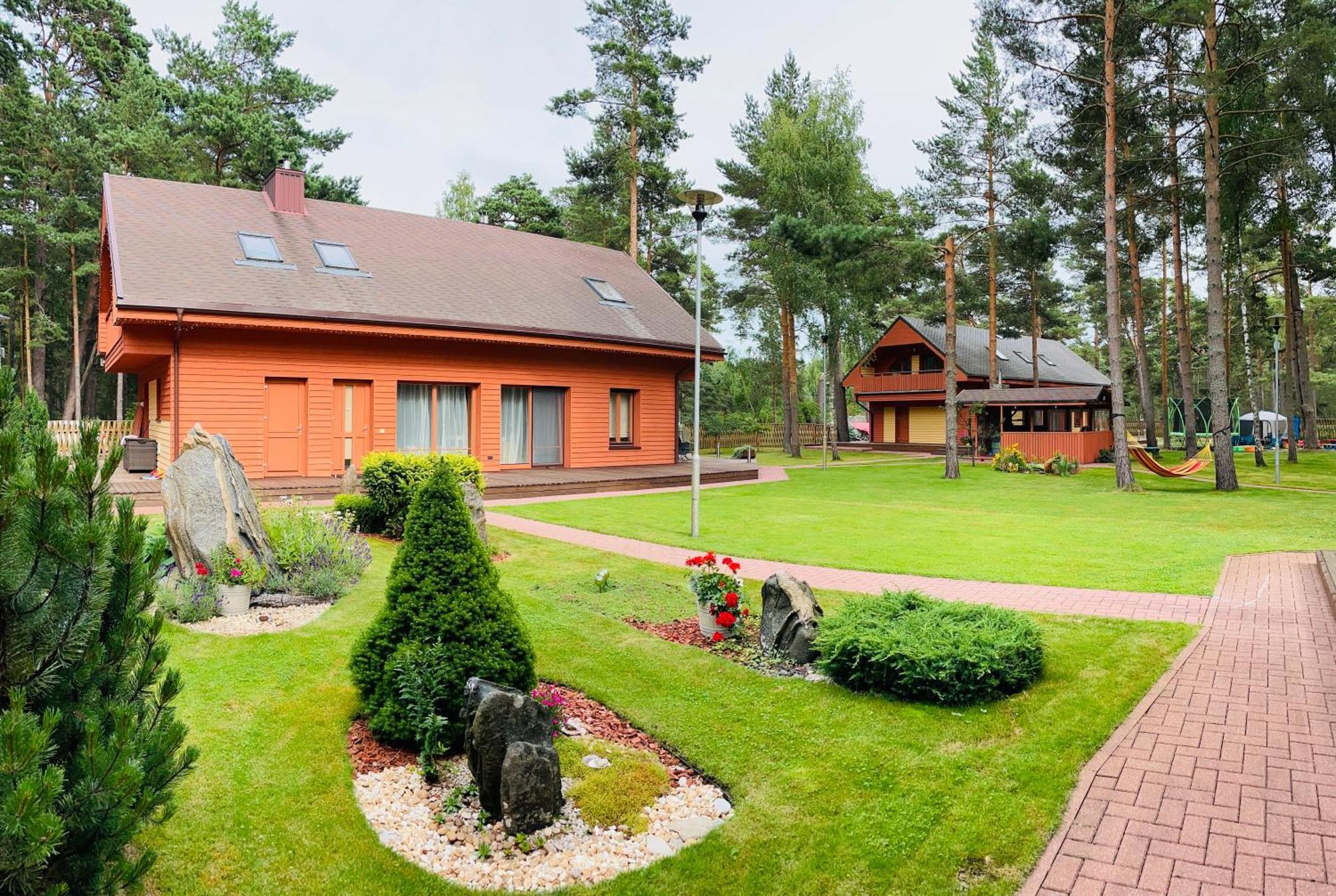 Salkoni Apartment Папе Екстериор снимка
