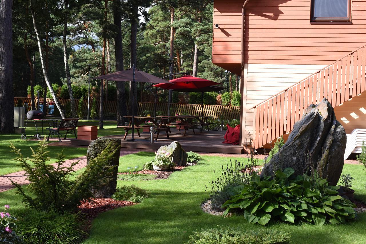 Salkoni Apartment Папе Екстериор снимка