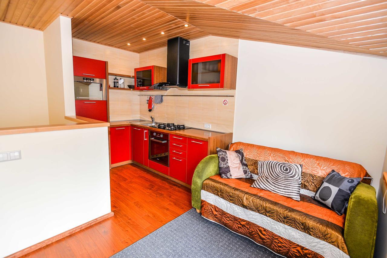 Salkoni Apartment Папе Екстериор снимка