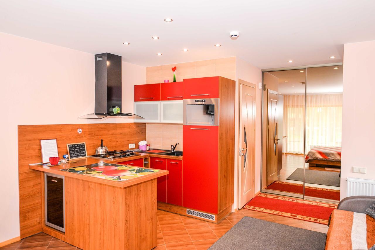 Salkoni Apartment Папе Екстериор снимка