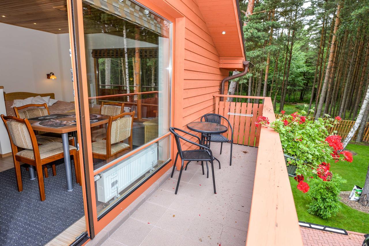 Salkoni Apartment Папе Екстериор снимка